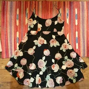 🖤🍒Vintage 90’s Silk Floral BabyDoll Dress🍒🖤